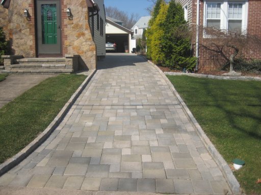 Stone block driveway with stone edging