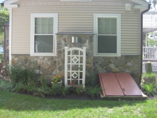 Natural Stone Veneer on foundation